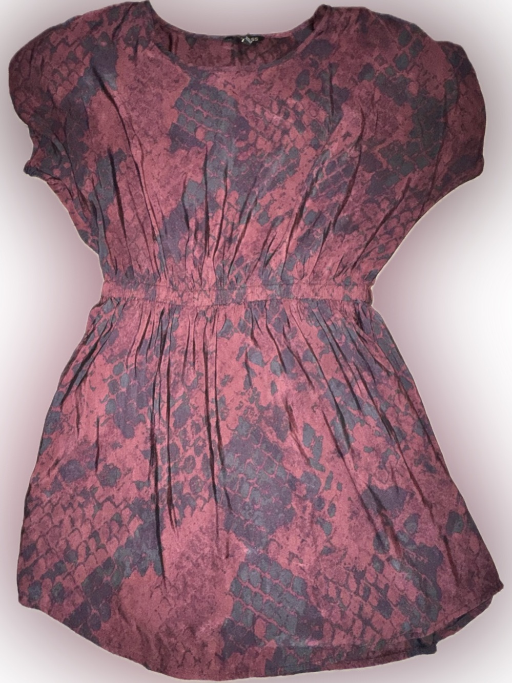 🌸Express Burgundy and Black Snake Print Dress with pockets